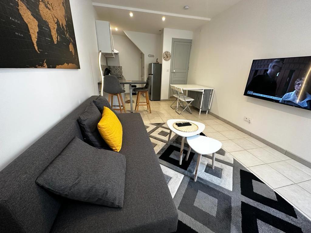 Le Saint Maixent, Maison De Ville, Baby Foot, Wifi Exteriör bild